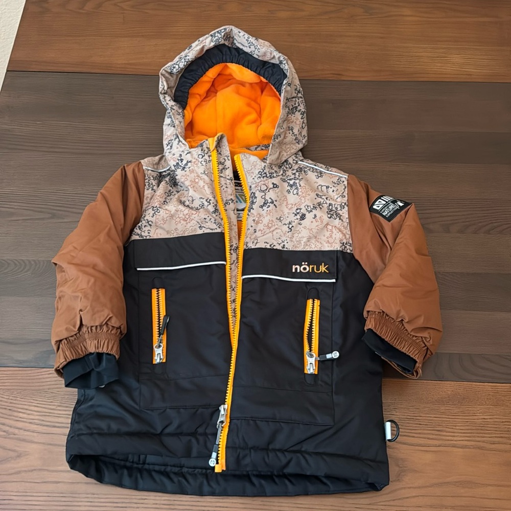 Nano Noruk toddler ski jacket. Worn a few times last winter. fits 3-4y/o.